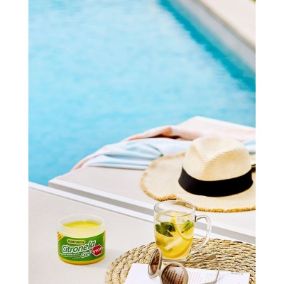 El ambientador citronela Stop 350g es el aliado perfecto en espacios de interior o exterior.