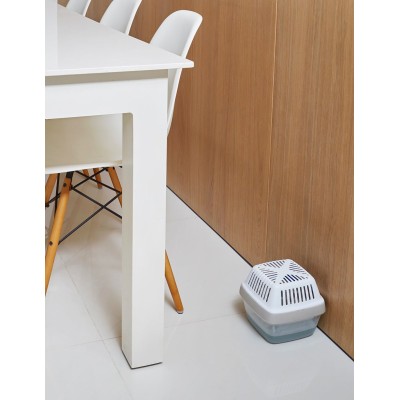 Con un sistema antiderrame y clips de seguridad, que evitan los derrames y fugas en caso de golpes.