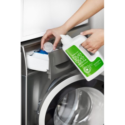 Añade el líquido aditivo freshwave en la lavadora y neutraliza los olores de la ropa