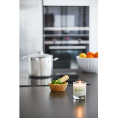 Vela neutralizadora de olores en cocina
